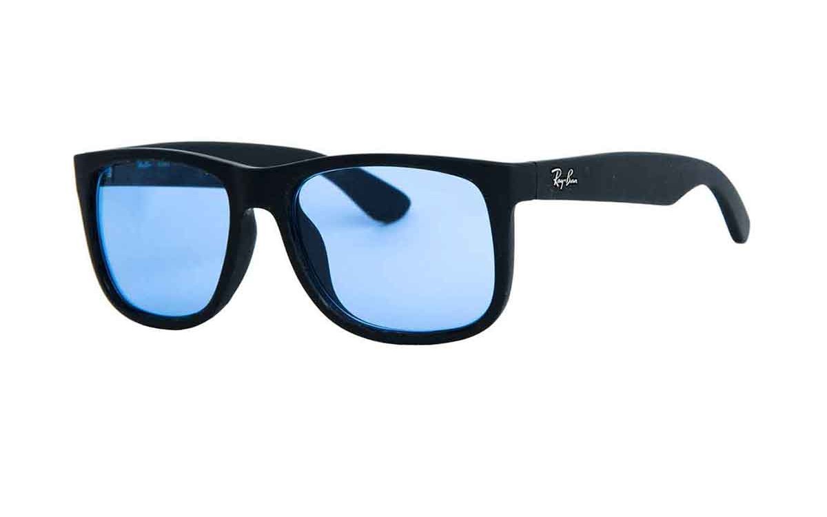 Mantenga sus gafas de sol Ray-Ban Justin RB4165 en excelente forma durante toda la temporada con de repuesto Sunglass Fix - Blog Sunglass Fix